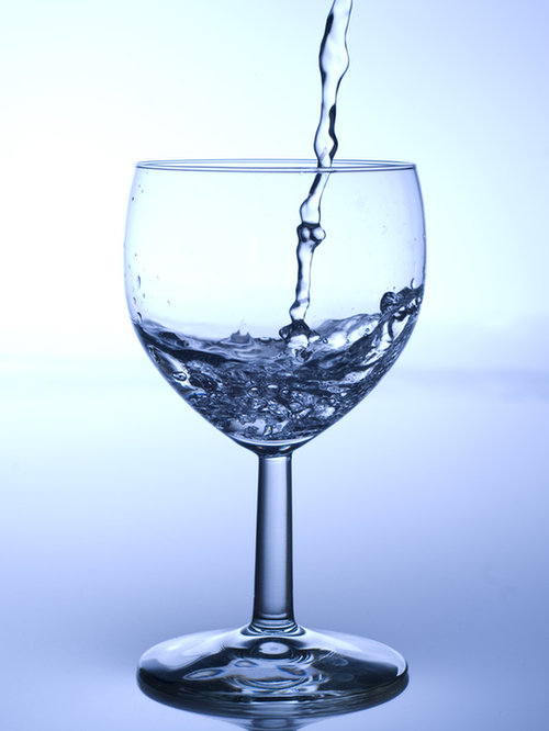 Woda pozwala usunąć toksyny z organizmu
