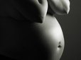 Jak walczyć z zaparciami i zgagą w trakcie ciąży?