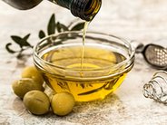Oliwki oraz oliwa z oliwek - właściwości zdrowotne, wartości odżywcze, wybrane przepisy