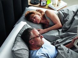 Jak walczyć z zaburzeniami snu w starszym wieku?