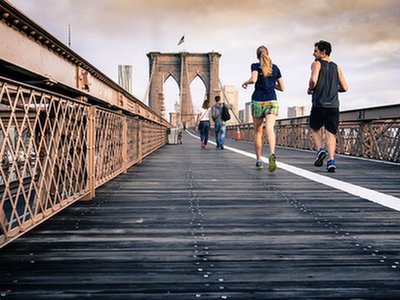 Strój do biegania – czym kierować się przy wyborze stroju do biegania