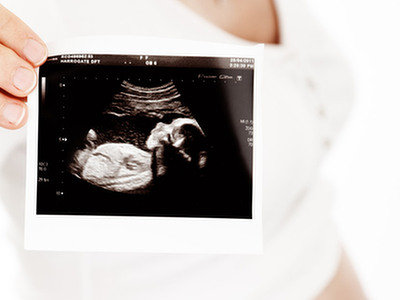 Przełom w dziedzinie badań prenatalnych - powód do radości czy niepokoju?