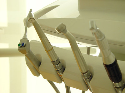 Strach przed dentystą: kto się boi najbardziej?