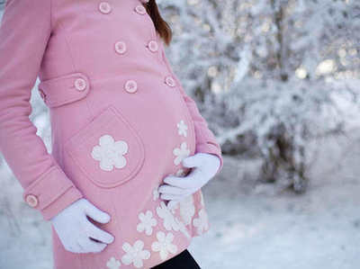 Popyt na wygodną i atrakcyjną odzież ciążową dla kobiet we wcześniejszych miesiącach ciąży
