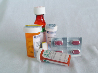Potrzeba bardziej przejrzystych etykiet na lekach zawierających produkty pochodzenia zwierzęcego