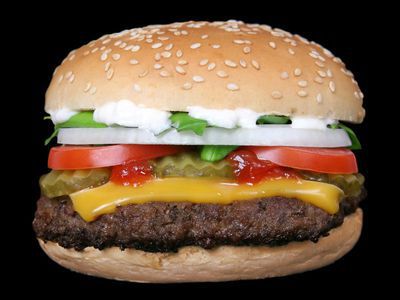 Twój hamburger zawiera co najwyżej 2% mięsa