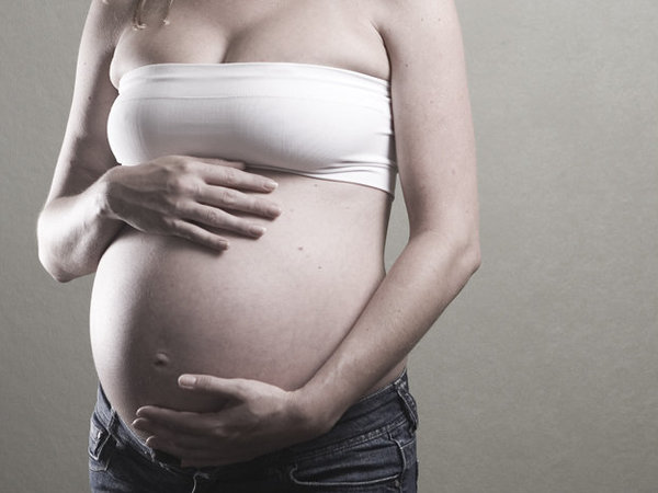 Sprawdź jak zapobiegać żylakom w ciąży?